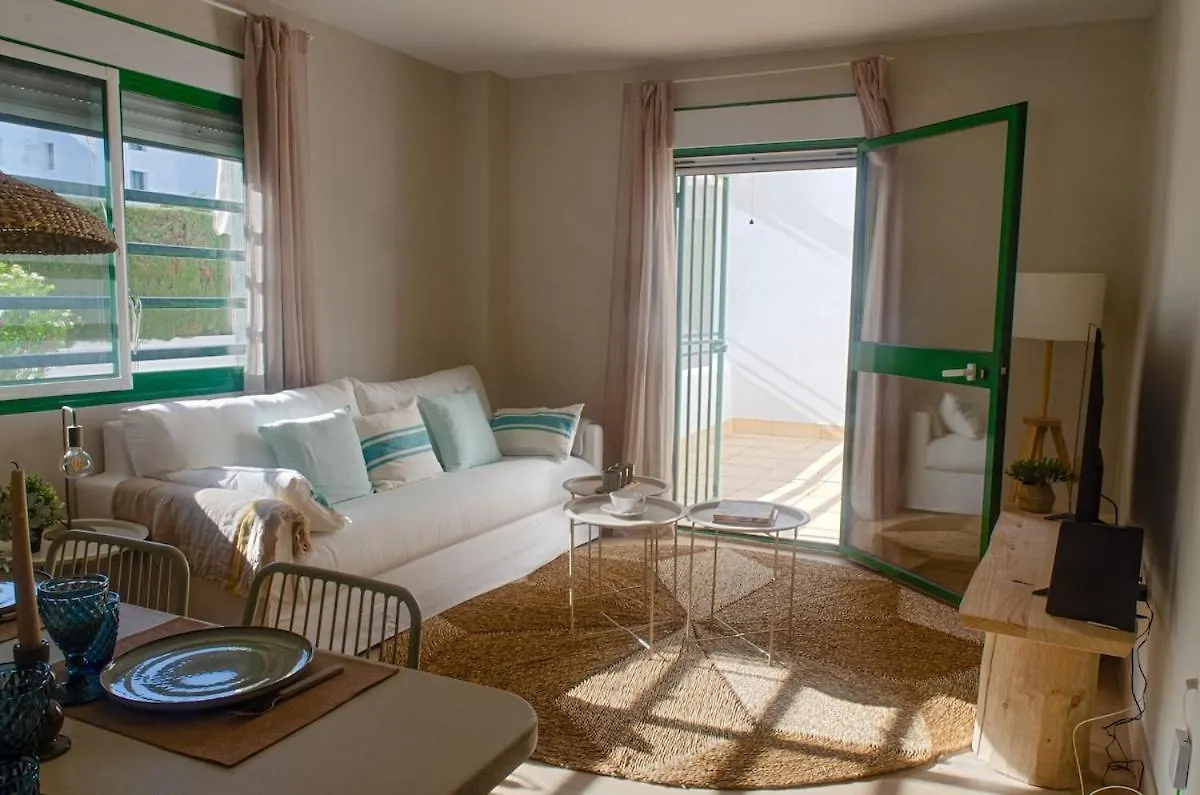 Anc14 Apartamento Con 2 Habitaciones, Patio Y Piscina Al Lado De La Playa location